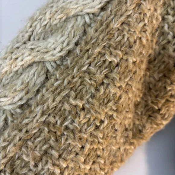 Ecote Cable Knit Drop Shoulder Oversized Sweater - Picture 8 of 12